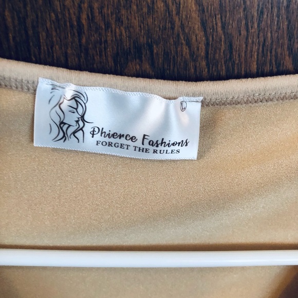 NWOT Phierce Fashions Tank with built in Bra - Picture 3 of 3